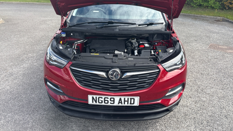 Vauxhall Grandland X 1.2 Turbo SE 5dr Petrol Hatchback
